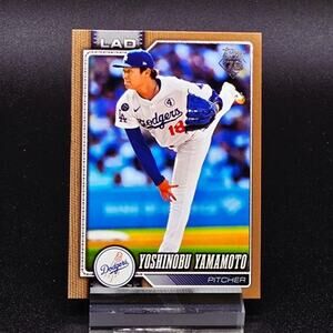 Yoshinobu Yamamoto Topps Gold 1608/2026 Los Angeles Dodgers Star